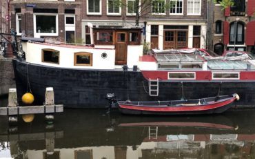 boat in Amsterdam neighbourhood