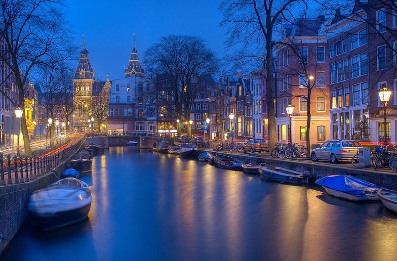 Amsterdam partie de quel pays