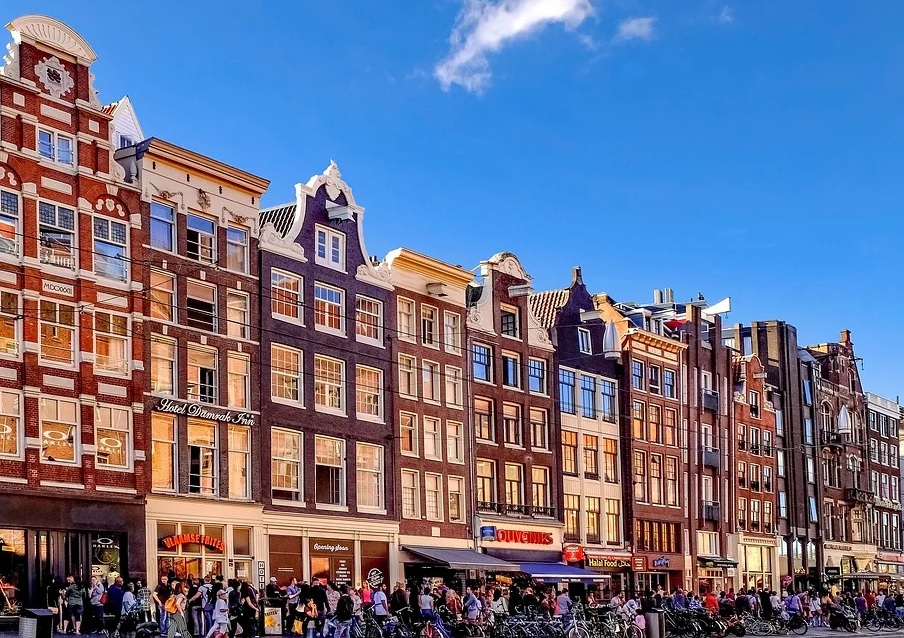 Living in Amsterdam as an expat